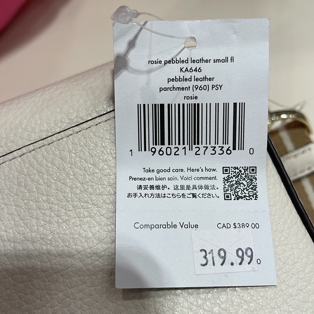 Kate Spades Rosie Flap Crossbody
Parchment 
NWT - Picture 16 of 16